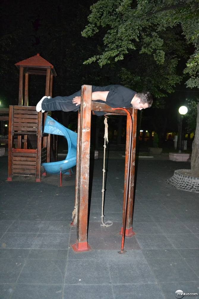 pancevo-planking-serbia42