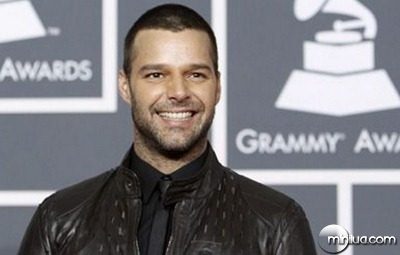 Ricky Martin assume homossexualidade