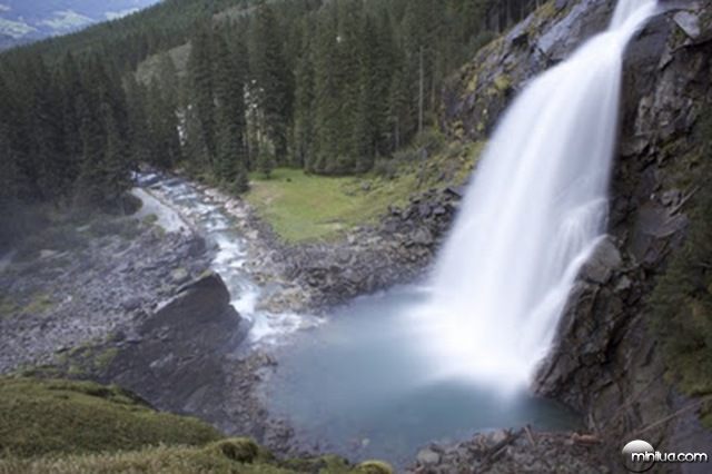 The-Krimmler-waterfall-Austria