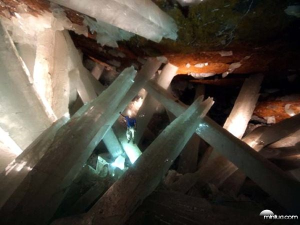 8-Mina-Naica-a-Caverna-de-cristal-–-México