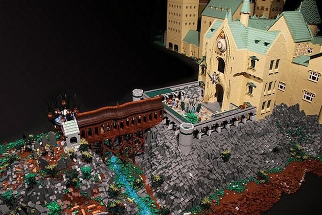 LEGO-Harry-Potter-Hogwarts-School-of-Witchcraft-and-Wizardry-9