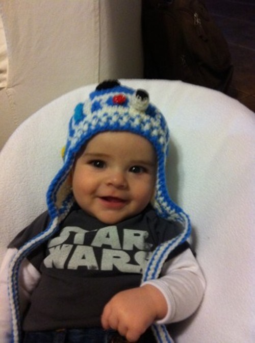r2d2_set_for_baby__crocheted_star_wars_earflap_hat_and_booties_-_made_to_order_94c4c900