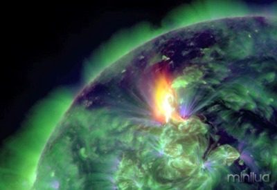 SPACE-SUN-SOLAR FLARE