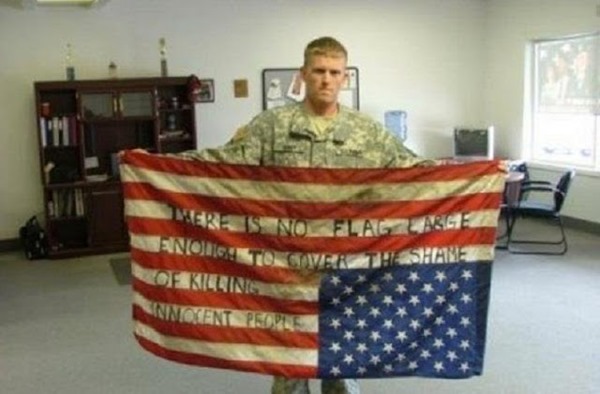 Não existe bandeira grande o suficiente para cobrir a vergonha de matar pessoas inocentes!