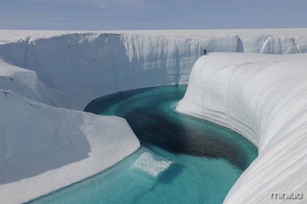 4.-Ice-Canyon-Groenlândia