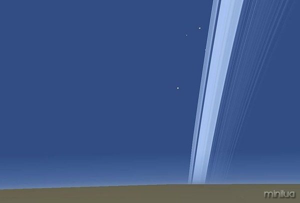800px-Saturn_rings