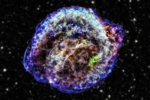 Famous Supernova Reveals Clues About Crucial Cosmic Distance Markers
