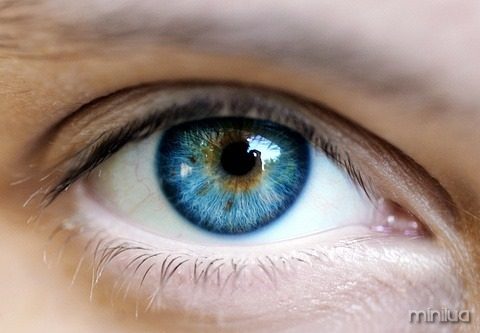 olho-azul-grande
