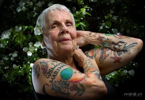Senior citizen Helen Lambin shows off her tattoos while standing in the backyard of her Edgewater neighborhood home in Chicago, Wednesday, June 15, 2010. She feared growing old gracefully so she now wears tattoos, gaining her much attention on the street during summer months. (Alex Garcia / Chicago Tribune) B581342878Z.1</p><br />
<p>....OUTSIDE TRIBUNE CO.- NO MAGS, NO SALES, NO INTERNET, NO TV, NEW YORK TIMES OUT, CHICAGO OUT, NO DIGITAL MANIPULATION...