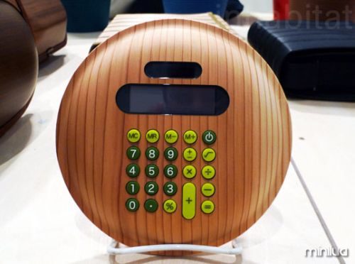 Wooden-Calculator