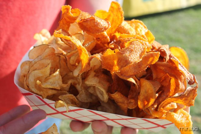 sweet-and-white-potato-fries-chips-_-glitterinc.com_