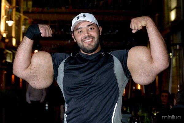 Moustafa Ismail_World's Largest Biceps (10)