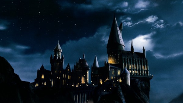 hogwarts-school-of-witchcraft-and-wizardry-harry-potter-movie-hd-wallpaper-1920x1080-4707