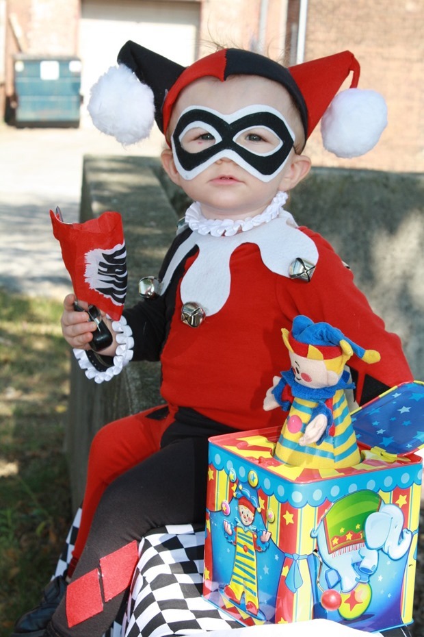 baby_harley_quinn_cosplay_by_cimmerianwillow-d4e0evs