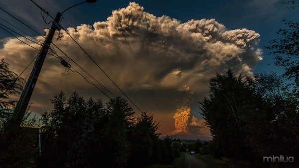 volcano-eruption-calbuco-chile-16__880