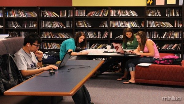 students-studying-at-Mabee-d