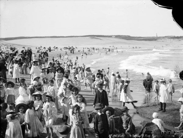 Una playa de Australia, 1900.