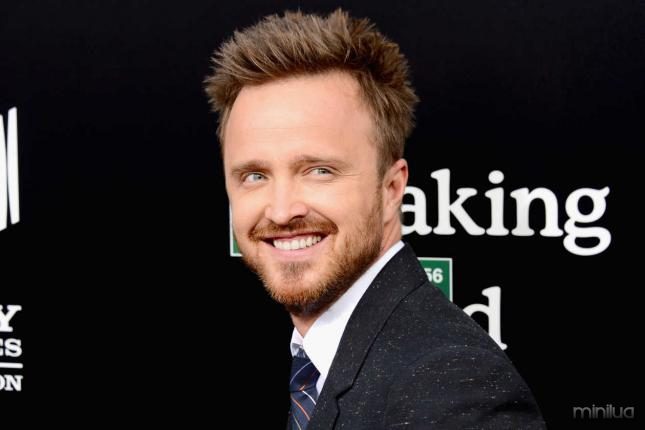 aaron-paul-se-suma-a-fathers-and-daughters-1