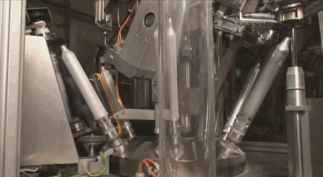 cool_gifs_of_how_stuff_is_made_09[3]