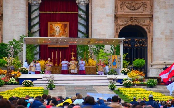 Missa de Páscoa no Vaticano