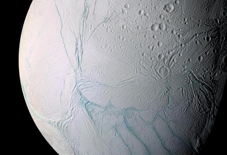 Conheça lua de Saturno Enceladus o melhor candidato para a vida