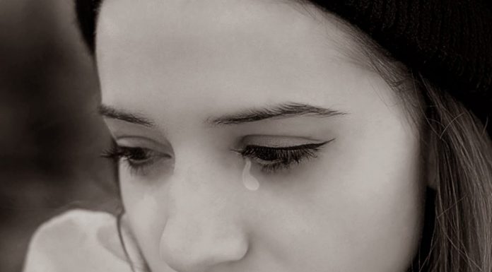 20 coisas que fazemos quando estamos tristes