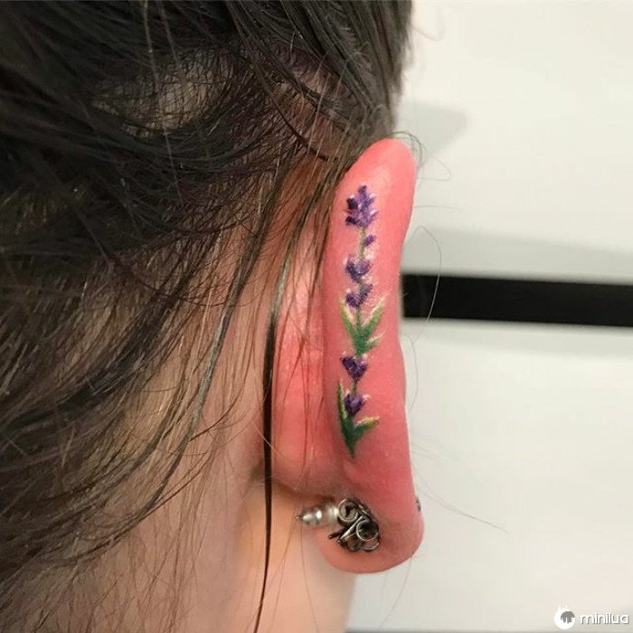 Tatuagens da orelha da hélice