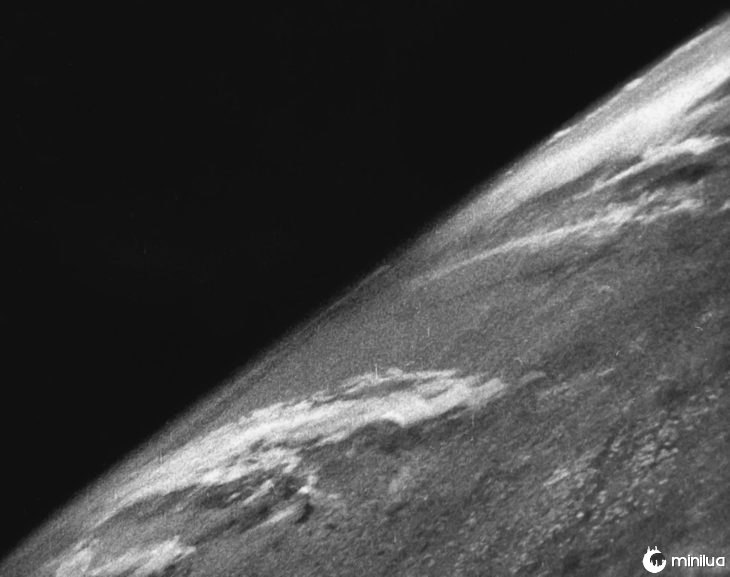 Primeira imagem da Terra vista do espaço