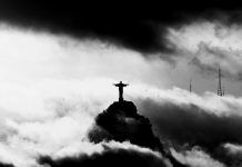 Você pode nomear estes monumentos famosos apenas por suas silhuetas?