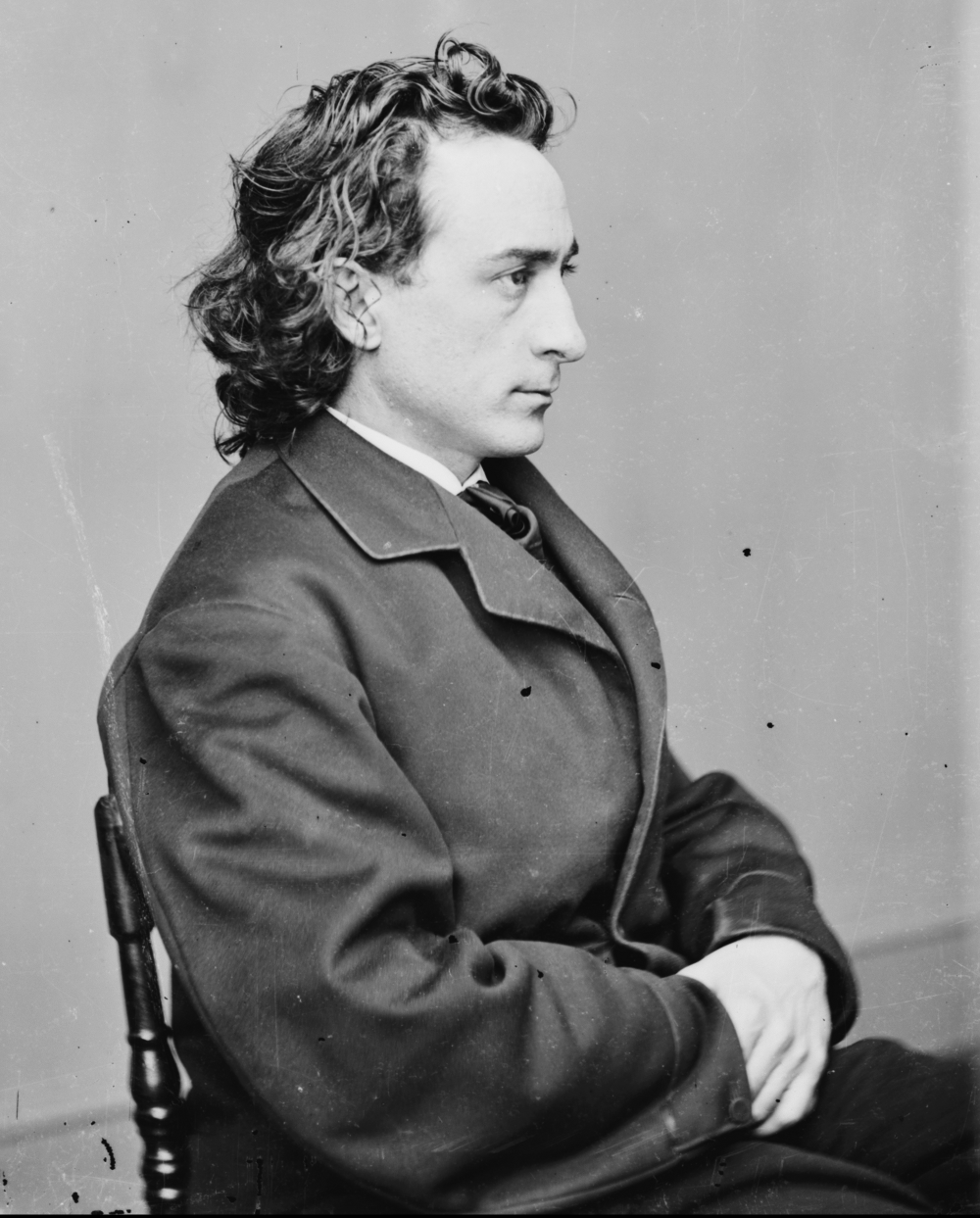 Edwin Booth, irmão de John Wilkes Booth, salvou a vida do filho de Abraham Lincoln, Robert Todd Lincoln.