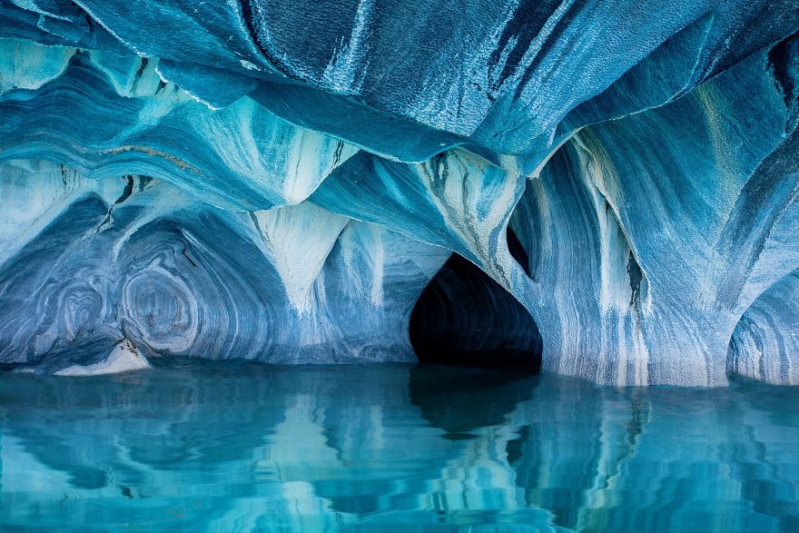 Menção Honrosa, Natureza: Cavernas de mármore, Chile