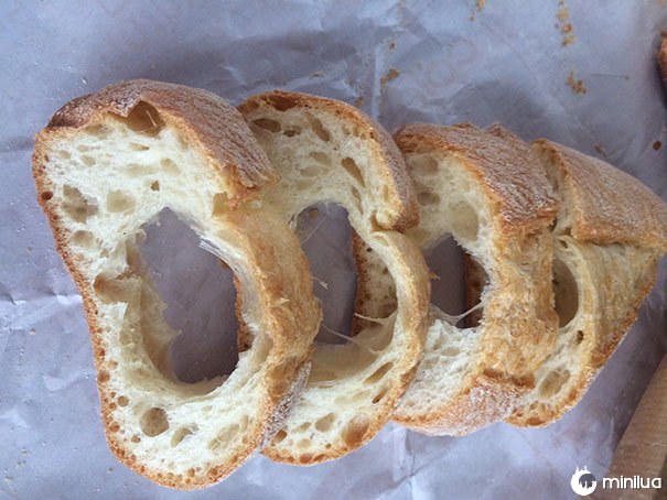 Quando você fatia um pão e não pode fazer o sanduíche