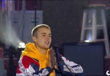Parem as máquinas, Justin Bieber decidiu fundar sua própria igreja