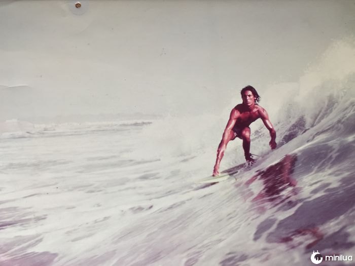 Meu pai, levado para revista de surfista. Peru, 1977