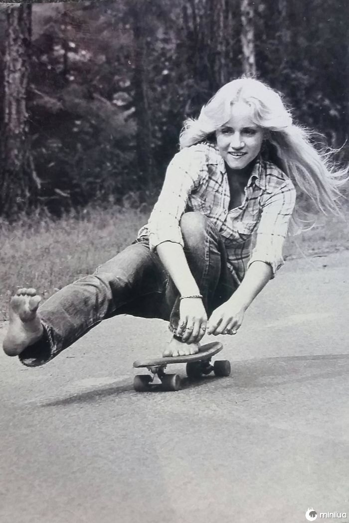 Minha mÃ£e andando de skate descalÃ§o na CalifÃ³rnia em 1974