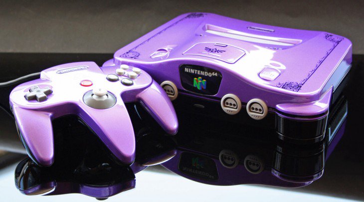Consola de Nintendo 64 cor roxa 