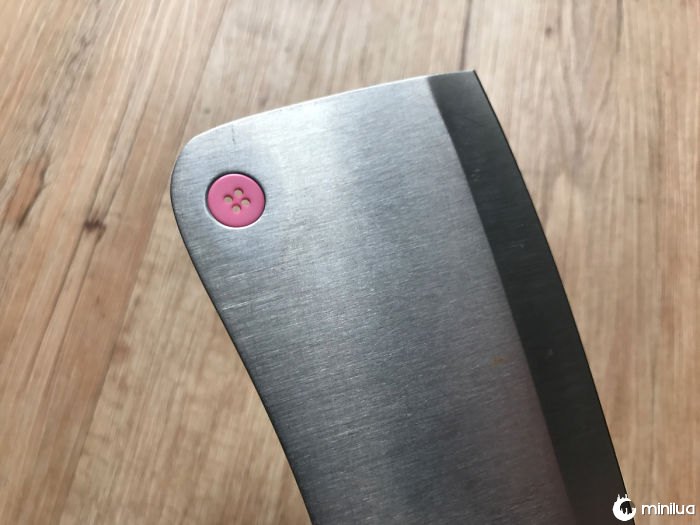 This Button In My Cleaver