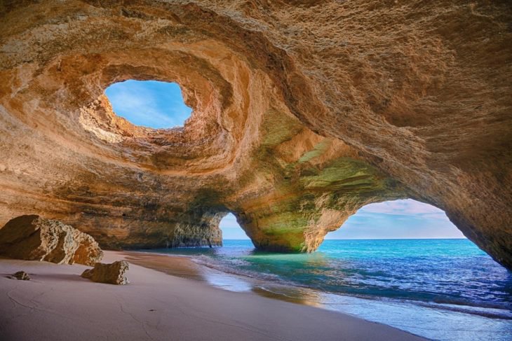 Cueva del mar de Benagil, Portugal