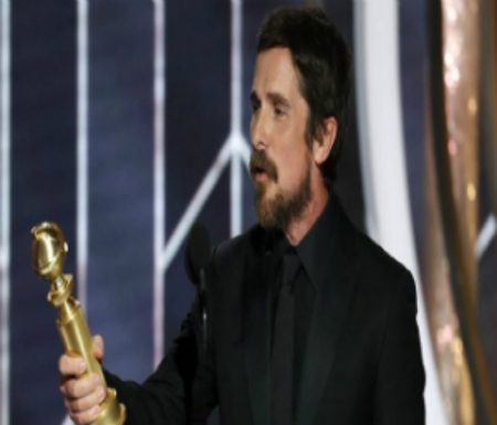 Christian Bale agradece o 'Satan' por inspirá-lo e por seu prêmio de Melhor Ator