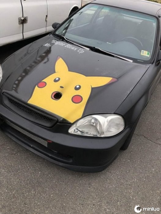 carros modificados pikachu feio
