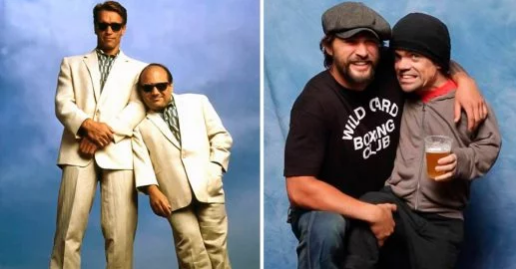 Jason Momoa quer fazer um remake do filme 'Twins' com Peter Dinklage