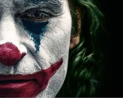 Coringa: lançado o trailer final do filme do palhaço do crime