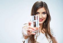 9 maneiras simples de beber mais água