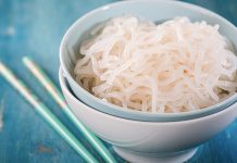 Conheça o Macarrão Shirataki: O macarrão 'milagre' de zero caloria!