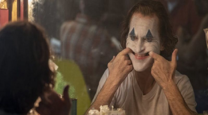 Coringa ganha dois Globos de Ouro, incluindo melhor ator