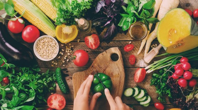 Veganuary - Especialista aponta os riscos desta tendência que envolve mudar de dieta radicalmente