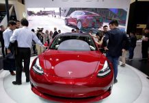 Tesla é agora a empresa automotiva mais valiosa da história americana