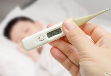 Mãe envergonha pais que não deixam filhos doentes em casa