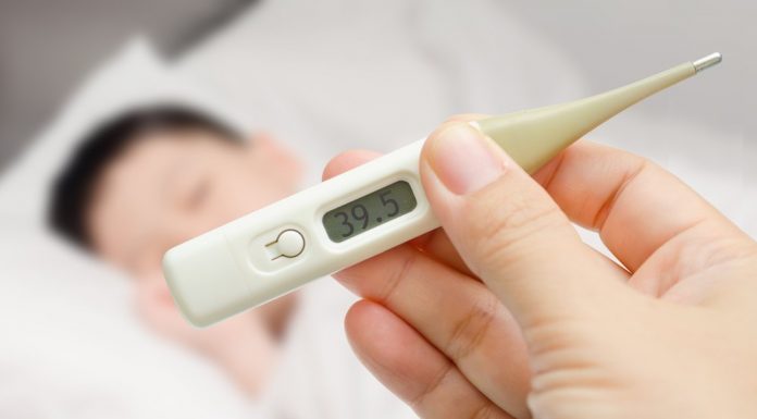 Mãe envergonha pais que não deixam filhos doentes em casa