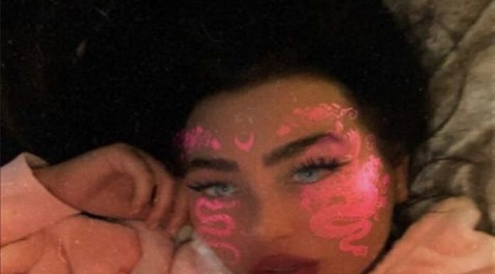 Lauren Goodger diz que estaria grávida agora se estivesse isolada com o namorado